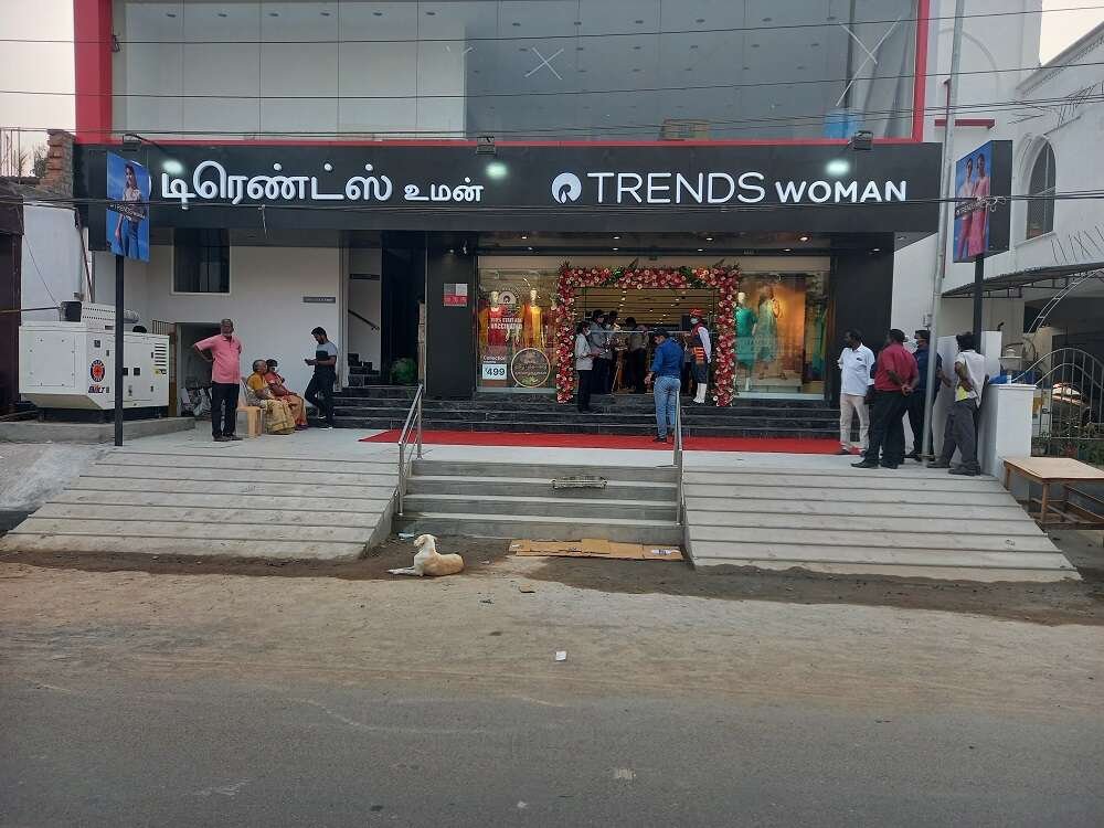 TRENDS WOMAN